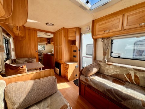 Fleetwood Meridien 560 EK  15