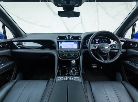 Bentley Bentayga V8 18