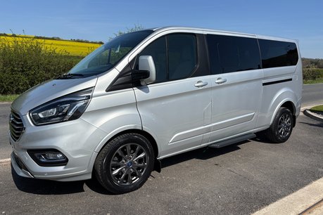 Ford Tourneo Custom 320 Titanium X L2 170 ps Automatic - 8 Seater