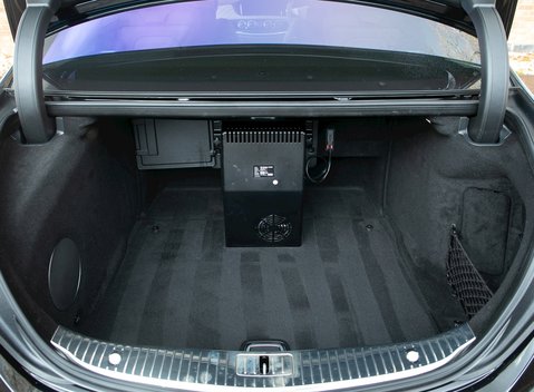 Mercedes-Benz M Class S600 39