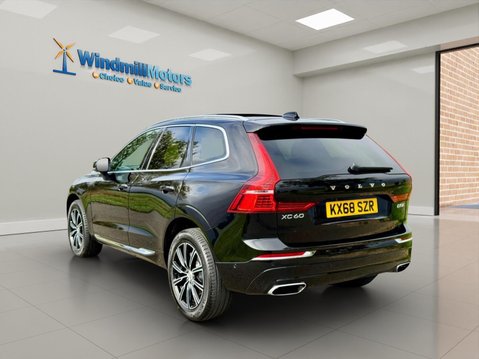 Volvo XC60 2.0 D5 PowerPulse Inscription Auto AWD Euro 6 (s/s) 5dr 9