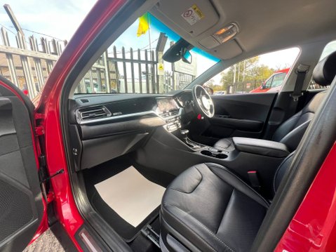 Kia Niro 3 57