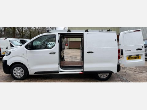 Peugeot Expert 2.0 BlueHDi 1400 Professional Standard Panel Van 6dr Diesel Manual MWB Euro 13