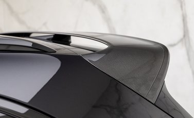 Bentley Bentayga V8 23