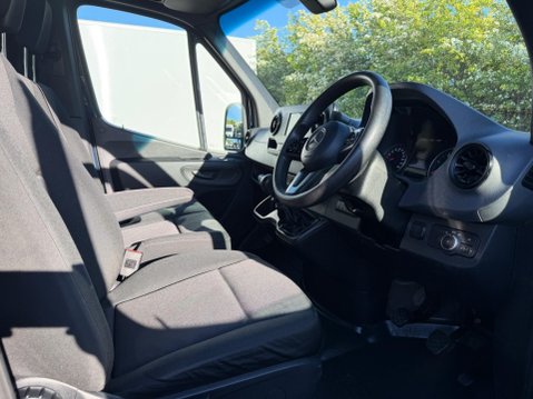 Mercedes-Benz Sprinter 2.0 315 CDI Progressive Panel Van 5dr Diesel Manual RWD L4 H2 Euro 6 (s/s) 11
