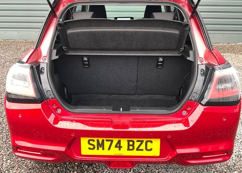 Suzuki Swift ULTRA 17