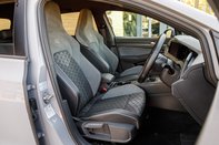 Volkswagen Golf R-LINE TSI 37