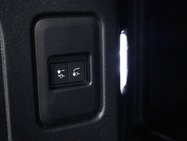 Land Rover Defender 3.0 Defender XS Edition D MHEV A 4WD 5dr 11