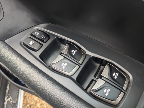 Hyundai SANTA FE CRDI PREMIUM BLUE DRIVE 22