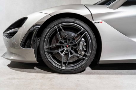 McLaren 720S V8 SSG. FULL MSH. CARBON PACK 1. CARBON INTERIOR. CERAMICS. LIFT. B & O. 11