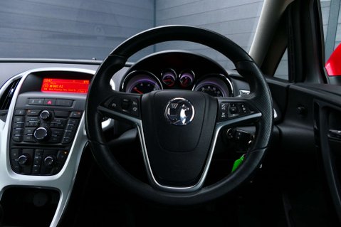 Vauxhall Astra 2.0 Astra SRI CDTI S/S 5dr 24