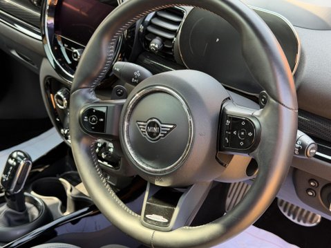 Mini Clubman 2.0 Cooper S Shadow Edition Steptronic Euro 6 (s/s) 6dr 8