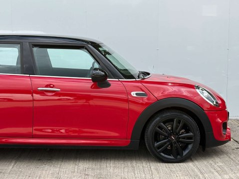 Mini Hatch 1.5 Cooper Auto 5dr 11