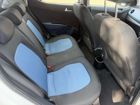 Hyundai i10 1.2 Premium Hatchback 5dr Petrol Manual Euro 5 (87 ps) 6
