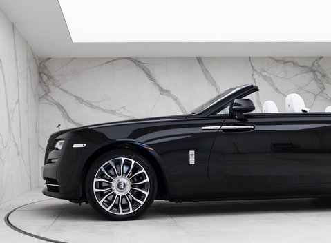 Rolls-Royce Dawn 24