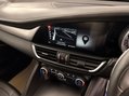 Alfa Romeo Giulia 2.0T Veloce Auto Euro 6 (s/s) 4dr 16