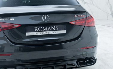 Mercedes-Benz C63 AMG S E NIGHT EDITION PREMIUM PLUS 33