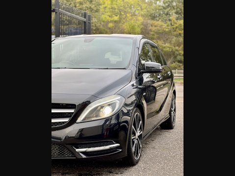 Mercedes-Benz B Class 1.7 B180 BlueEfficiency Sport 5dr 29