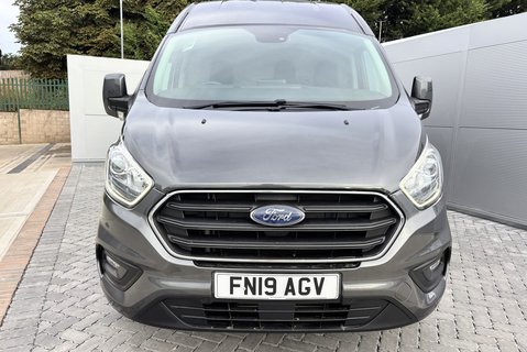 Ford Transit Custom 300 L2 H2 Limited 130 ps Panel Van 13