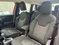 Jeep Renegade (Sold) 1.4T MultiAirII Longitude SUV 5dr Petrol DDCT Euro 6 (s/s) (140 ps) 18