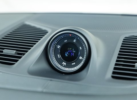 Porsche Cayenne TURBO E-HYBRID 22