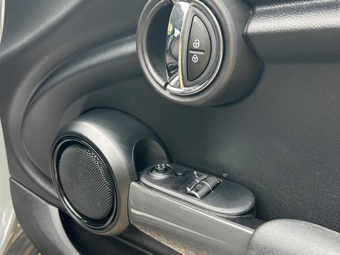 Mini Hatch 1.2 One Euro 6 (s/s) 3dr 18