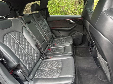 Audi SQ7 4.0 TDI V8 Vorsprung Tiptronic quattro Euro 6 (s/s) 5dr 40