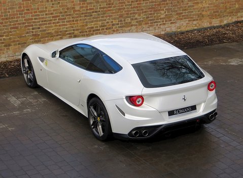 Ferrari FF 13