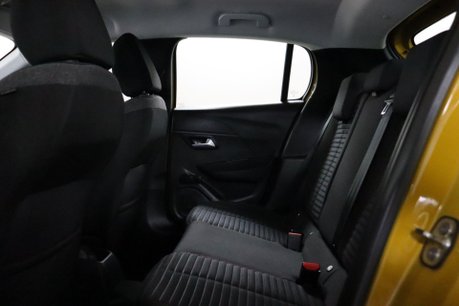 Peugeot 208 PURETECH ACTIVE PREMIUM S/S 42