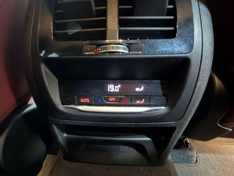 BMW X4 3.0 M40d SUV 5dr Diesel Auto xDrive Euro 6 (s/s) (326 ps) 52