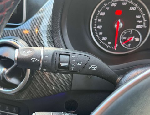 Mercedes-Benz B Class 2.1 B 200 AMG Line Premium+ D Auto 5dr 32