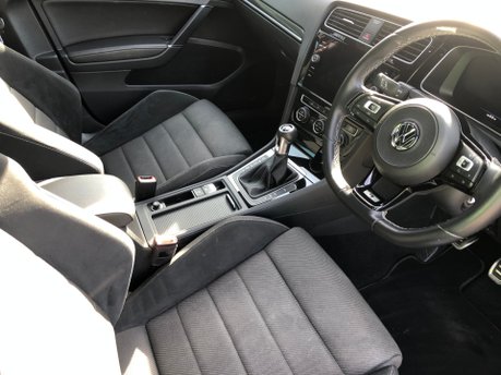 Volkswagen Golf R 2.0 TSI 5 door 4MOTION manual, 60,000m FSH with VW 4