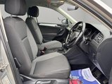 Volkswagen Tiguan 2.0 TDI SE Navigation DSG 4Motion Euro 6 (s/s) 5dr 12