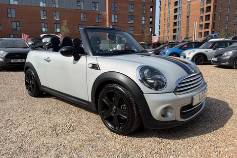 Mini Convertible COOPER SOHO.. CONVERTIBLE.. 11 SERVICES.. FULL LEATHER..A/C..CRUISE CONTROL 9