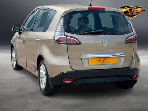 Renault Scenic 1.5 Scenic Dynamique TomTom Energy dCi S/S 5dr - NATIONAL DELIVERY* 40