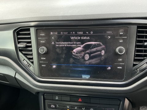 Volkswagen T-Roc 1.0 T-Roc S TSI 13
