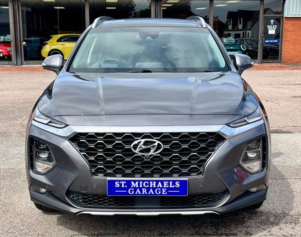 Hyundai SANTA FE 2.2 Santa Fe Premium SE CRDi Auto 4WD 5dr 5