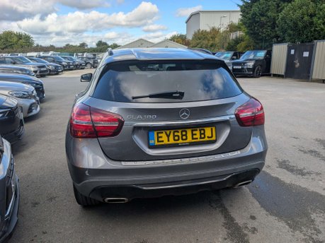 Mercedes-Benz GLA 1.6 GLA 180 Urban Edition 5dr 9