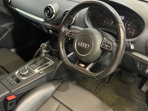 Audi A3 1.6 TDI S line S Tronic Euro 6 (s/s) 4dr (Nav) 3