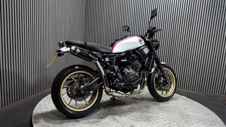 Yamaha XSR700 700 XTRIBUTE 2020 ONLY 5K AKRAPOVIC EXHAUST MODERN RETRO A2 2