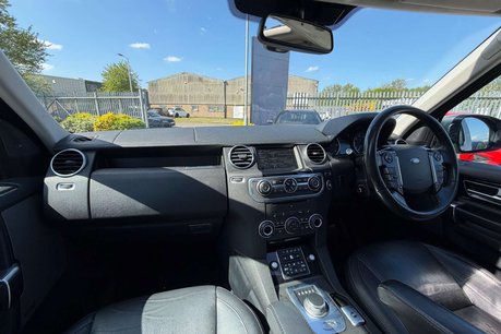 Land Rover Discovery 3.0 Discovery HSE SDV6 Auto 4WD 5dr 43