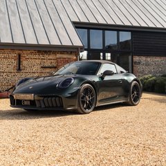 Porsche 911 3.6 T-Hybrid 992 4 GTS Targa PDK 4WD Euro 6 (s/s) 2dr 3