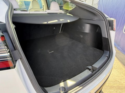 Tesla Model Y (Dual Motor) Long Range SUV 5dr Electric Auto 4WDE (384 bhp) 20