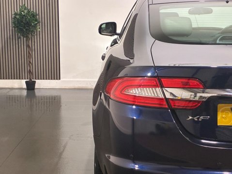 Jaguar XF 2.2d Luxury Auto Euro 5 (s/s) 4dr 50