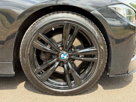 BMW 3 Series 3.0 330d M Sport Touring Auto xDrive Euro 6 (s/s) 5dr 23