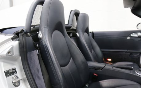 Porsche Boxster 24V S Manual in Wonderful Condition 8