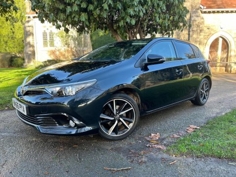 Toyota Auris VVT-I DESIGN TSS 14