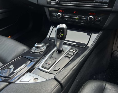 BMW 5 Series 2.0 520d SE Auto 5dr 24