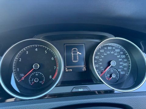 Volkswagen Golf R-LINE TSI ACT BLUEMOTION TECHNOLOGY 34