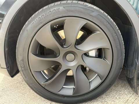 Tesla Model Y SUV 5dr Electric Auto RWD (346 ps) 17